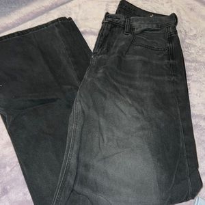 Low rise skater jean